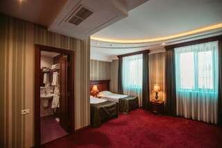Отель Форум Отель Ереван Стандартный двухместный номер с 2 отдельными кроватями-3